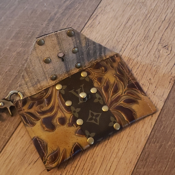 Clutch, wallet - Picture 3 of 4